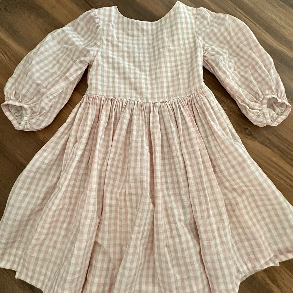 BONPOINT pink and tan tiny checked 3/4 bell sleeved cross back dress.